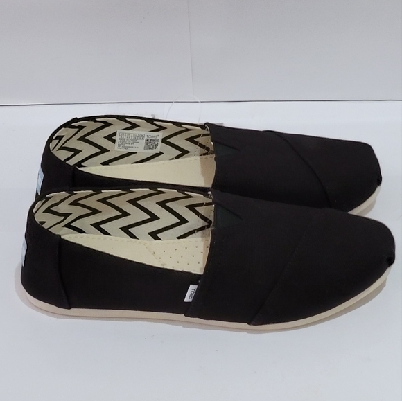 Tom's Classics Navy Black Canvas Slip On - Picture 5 of 6